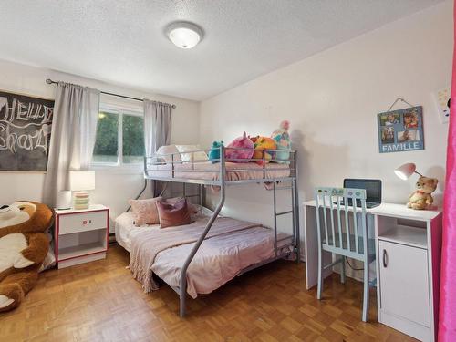 Chambre Ã Â coucher - 9 Rue Des Églantiers, Gatineau (Hull), QC - Indoor Photo Showing Bedroom