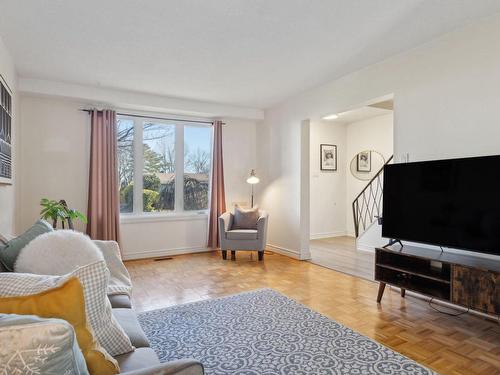 Salon - 9 Rue Des Églantiers, Gatineau (Hull), QC - Indoor Photo Showing Living Room