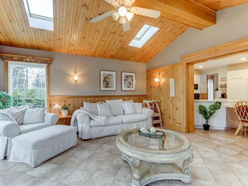 Solarium - 23 111E Avenue O., Blainville, QC - Indoor Photo Showing Living Room