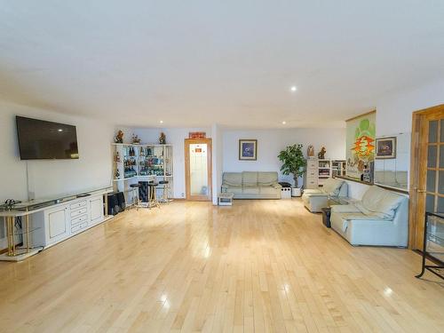 Family room - 5558  - 5564 Grande Allée, Longueuil (Saint-Hubert), QC - Indoor Photo Showing Living Room