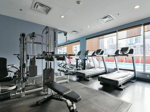 Exercise room - 230-1200 Rue St-Alexandre, Montréal (Ville-Marie), QC - Indoor Photo Showing Gym Room