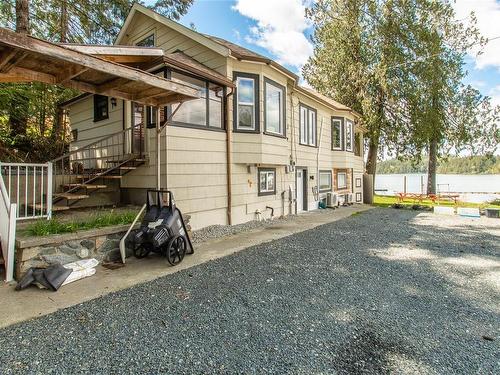 8585 Bothwell Rd, Port Alberni, BC 