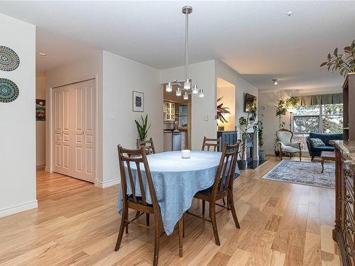 606-540 Stewart Ave, Nanaimo, BC - Indoor Photo Showing Dining Room