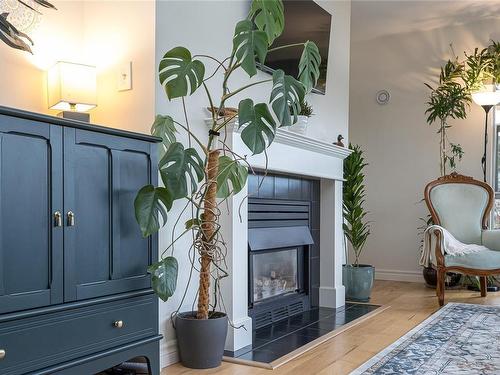 606-540 Stewart Ave, Nanaimo, BC - Indoor Photo Showing Other Room With Fireplace