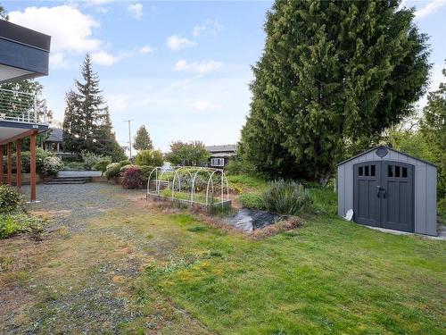 661 Belyea Rd, Qualicum Beach, BC 