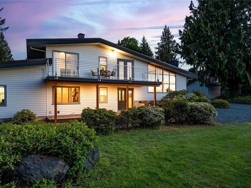 661 Belyea Rd, Qualicum Beach, BC 