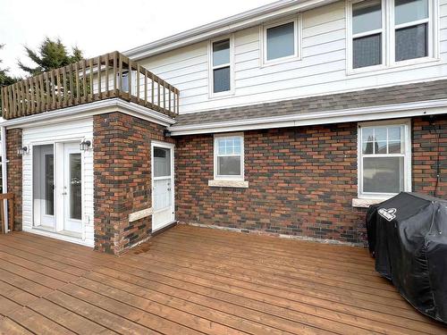 1401 Cuthbertson Place, Thunder Bay, ON - Outdoor With Exterior