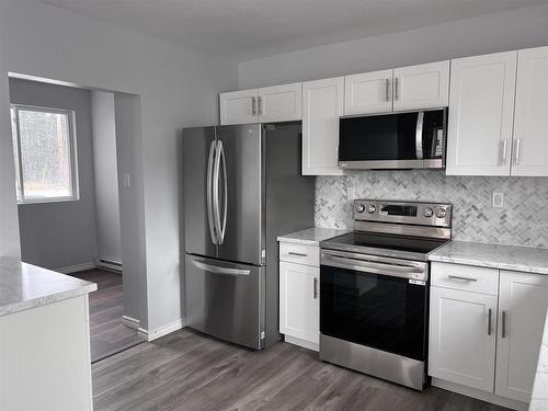 61 Stevens Avenue, Marathon, ON - Indoor Photo Showing Kitchen