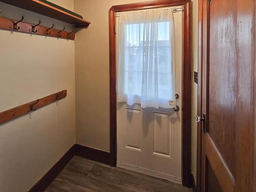 502 Mary Street E, Thunder Bay, ON - Indoor Photo Showing Other Room