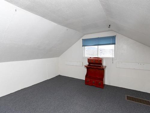 3250 Wilroy Avenue, Thunder Bay, ON - Indoor Photo Showing Other Room