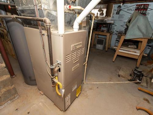 3250 Wilroy Avenue, Thunder Bay, ON - Indoor Photo Showing Basement