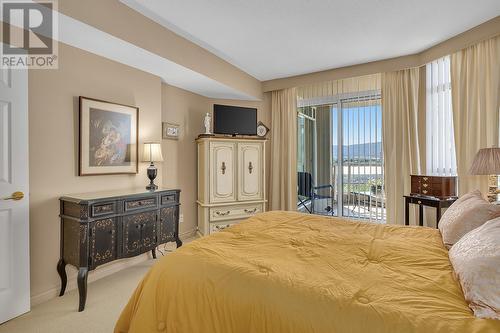 1152 Sunset Drive Unit# 1003, Kelowna, BC - Indoor Photo Showing Bedroom