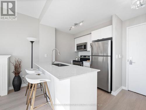 512 - 55 East Liberty, Toronto, ON - Indoor Photo Showing Kitchen