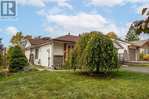 696 Down Crescent, Oshawa (Donevan), ON - Outdoor