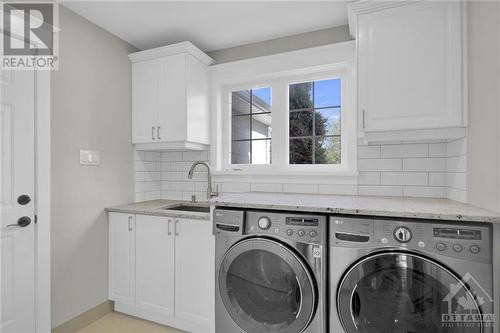 1598 Shauna Crescent, Ottawa, ON - Indoor Photo Showing Laundry Room