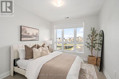 312 - 1560 Upper West Avenue, London, ON - Indoor Photo Showing Bedroom