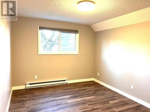 302 10Th Avenue Unit# 106, Invermere, BC - Indoor Photo Showing Other Room