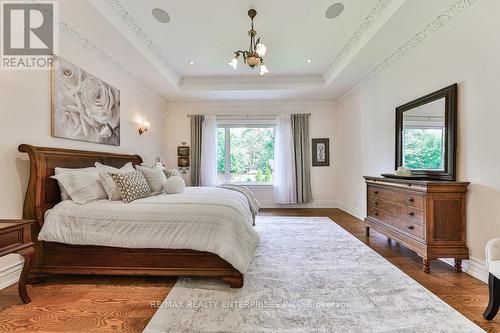 1511 Broadmoor Avenue, Mississauga, ON - Indoor Photo Showing Bedroom