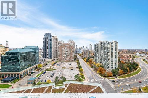 1404 - 3883 Quartz Road, Mississauga, ON - Outdoor With View