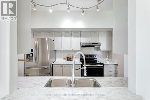 1105 - 2067 Lake Shore Boulevard W, Toronto, ON - Indoor Photo Showing Kitchen With Double Sink With Upgraded Kitchen