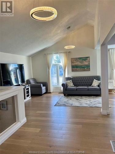 294 East Puce Road, Lakeshore, ON - Indoor Photo Showing Living Room With Fireplace