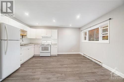 609 Malartic Avenue Unit#1, Ottawa, ON - Indoor Photo Showing Kitchen