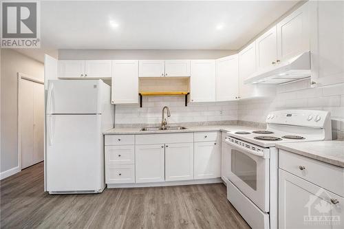 609 Malartic Avenue Unit#1, Ottawa, ON - Indoor Photo Showing Kitchen With Double Sink