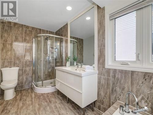 53 Saddlehorn Crescent, Kanata, ON - Indoor Photo Showing Bathroom