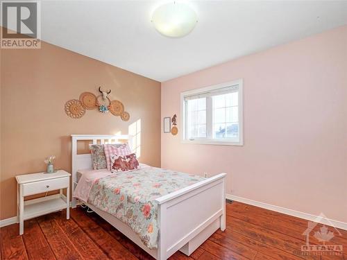 53 Saddlehorn Crescent, Kanata, ON - Indoor Photo Showing Bedroom