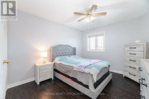 7565 Doverwood Drive, Mississauga, ON - Indoor Photo Showing Bedroom