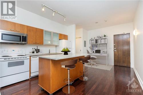 383 Cumberland Street Unit#710, Ottawa, ON - Indoor Photo Showing Kitchen