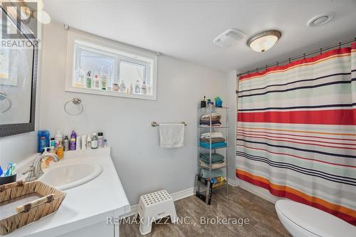 256 Baldwin Street, Oshawa (Donevan), ON - Indoor Photo Showing Bathroom