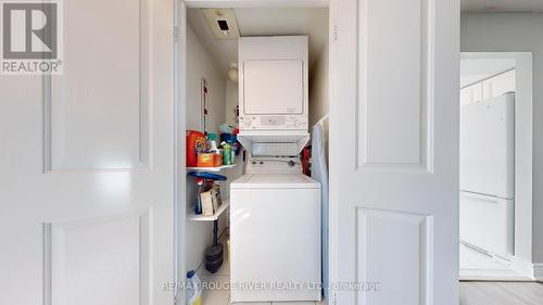 3036 - 68 Corporate Drive, Toronto, ON - Indoor Photo Showing Laundry Room