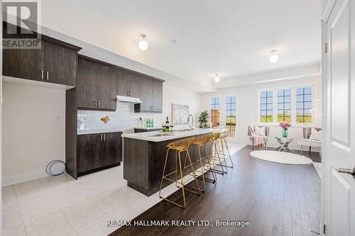 307 Swan Park Road, Markham, ON - Indoor Photo Showing Kitchen