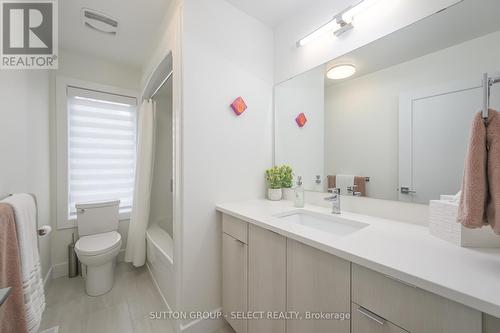 1 - 1195 Riverside Drive, London, ON - Indoor Photo Showing Bathroom