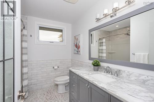 4 Robin Street, Rockingham, NS - Indoor Photo Showing Bathroom