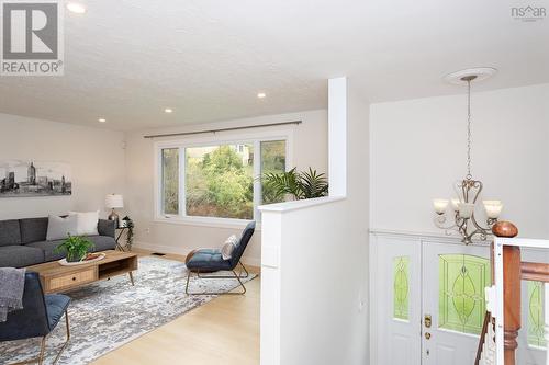 4 Robin Street, Rockingham, NS - Indoor Photo Showing Living Room