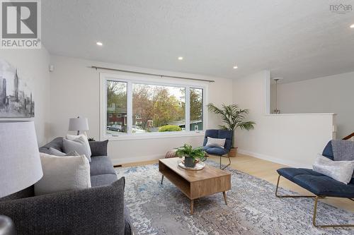 4 Robin Street, Rockingham, NS - Indoor Photo Showing Living Room