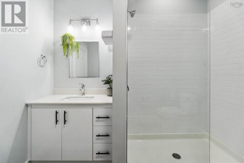 10-20 Cordwood Lane, Upper Hammonds Plains, NS - Indoor Photo Showing Bathroom