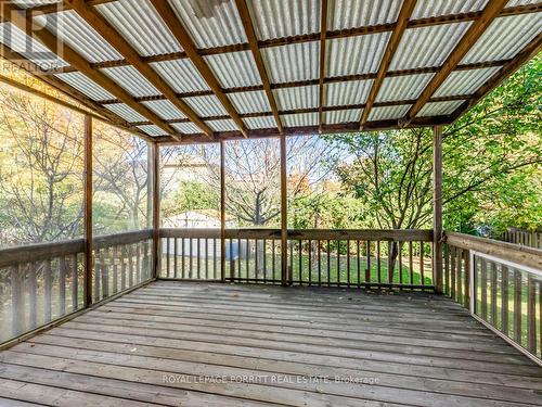 8 Lovilla Boulevard, Toronto, ON - Indoor Photo Showing Other Room