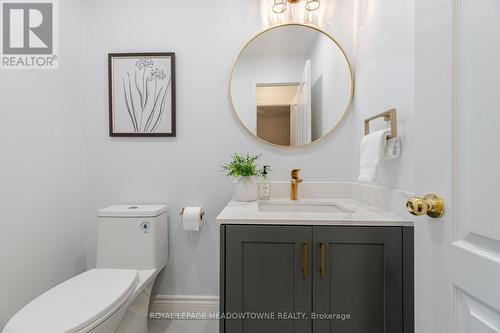 1344 Godwick Drive, Mississauga, ON - Indoor Photo Showing Bathroom