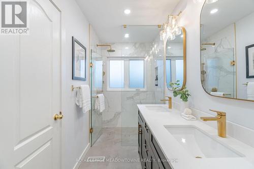 1344 Godwick Drive, Mississauga, ON - Indoor Photo Showing Bathroom