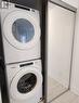 2204 - 30 Elm Drive W, Mississauga, ON  - Indoor Photo Showing Laundry Room 