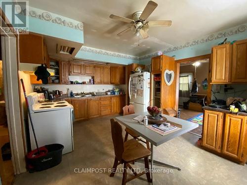 529-531 Detroyes Avenue, Iroquois Falls, ON - Indoor Photo Showing Kitchen With Double Sink