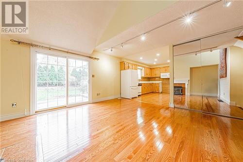 105 Wilson Street Unit# 17, Ancaster, ON - Indoor Photo Showing Other Room