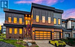 29 Timberline Court SW  Calgary, AB T3H 6C8