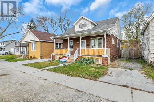 2206 Janette, Windsor, ON - Outdoor With Deck Patio Veranda With Facade