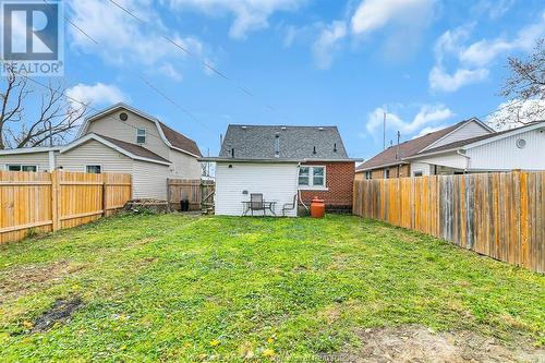 2206 Janette, Windsor, ON - Outdoor