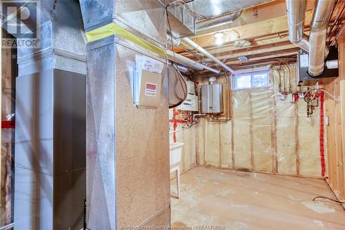 5760 Wayne Street, Lasalle, ON - Indoor Photo Showing Basement