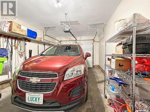 402 4Th Street W, Fort Qu'Appelle, SK - Indoor Photo Showing Garage